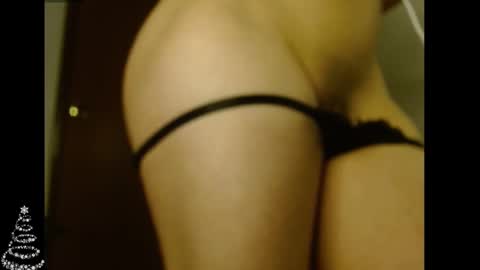 Snapshot of candysex696 chatting on December 7, 2024, 3:25 am IsabellaSex online show from December 7, 2024, 3:25 am