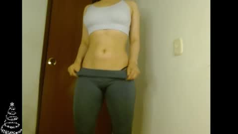 Snapshot of candysex696 chatting on December 20, 2024, 3:36 am IsabellaSex online show from December 20, 2024, 3:36 am