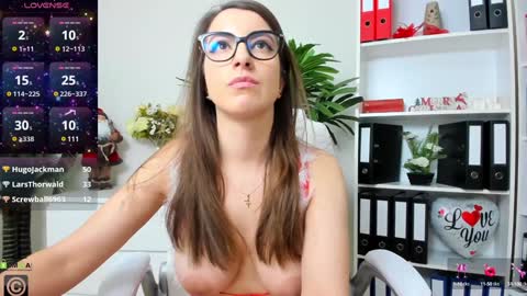 Snapshot of candywesst chatting on December 23, 2024, 10:53 am Candy My pleasure its in your hands online show from December 23, 2024, 10:53 am