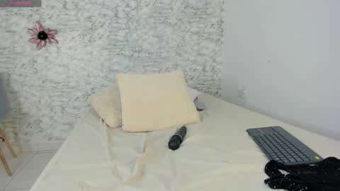 Canhela online show from January 9, 2025, 4:19 am