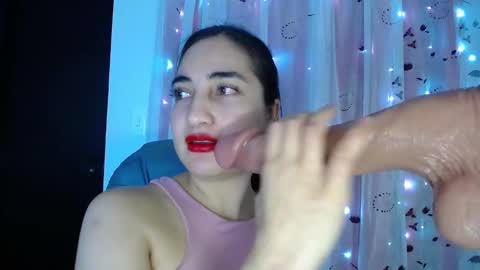 Snapshot of capricornio_16 chatting on September 19, 2025, 10:38 am CAPRICORNIO online show from September 19, 2025, 10:38 am