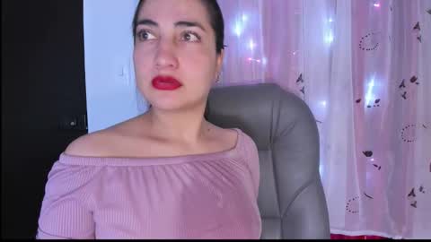 Snapshot of capricornio_16 chatting on November 7, 2025, 9:42 am CAPRICORNIO online show from November 7, 2025, 9:42 am