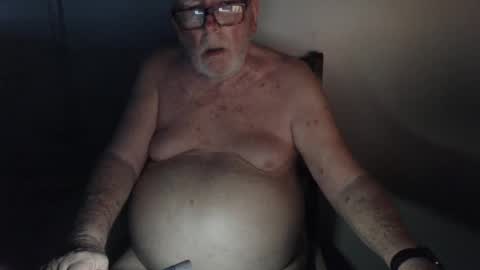 Snapshot of capt5105 chatting on February 19, 2025, 6:32 pm capt5105 online show from February 19, 2025, 6:32 pm