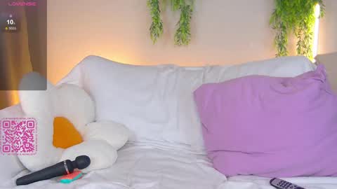 Viola Marika and Visma  online show from February 16, 2025, 7:37 am