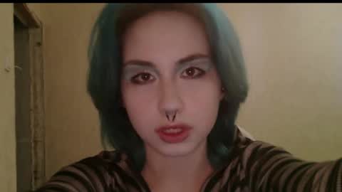 Leia online show from November 21, 2025, 8:51 pm