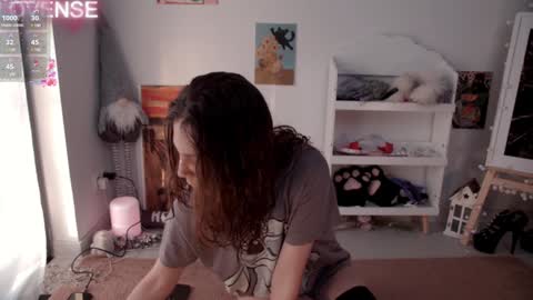 Snapshot of careful_i_bite chatting on January 18, 2025, 7:17 am NONA follow online show from January 18, 2025, 7:17 am