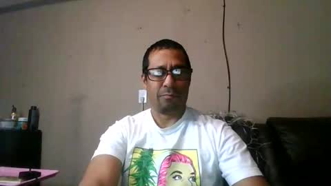 Adams huge online show from November 28, 2025, 8:17 am