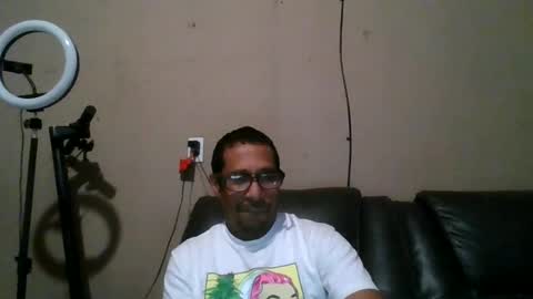 Adams huge online show from November 30, 2025, 5:44 am