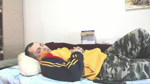 Laz online show from February 8, 2025, 12:06 am