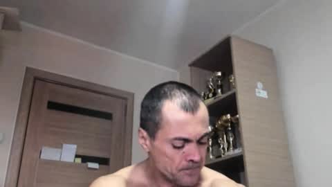 Laz online show from October 25, 2025, 2:46 pm