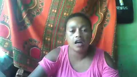 Snapshot of carinesexy69 chatting on January 11, 2025, 10:29 am carinesexy69 online show from January 11, 2025, 10:29 am