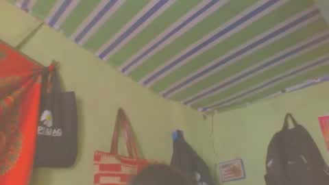Snapshot of carinesexy69 chatting on February 21, 2025, 12:06 pm carinesexy69 online show from February 21, 2025, 12:06 pm
