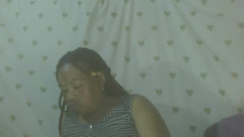 Snapshot of carinesexy69 chatting on September 24, 2025, 10:51 am carinesexy69 online show from September 24, 2025, 10:51 am