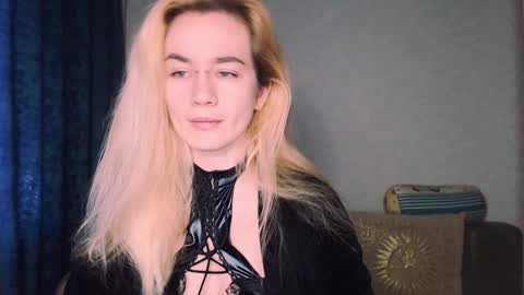 Carin online show from December 3, 2024, 6:48 am