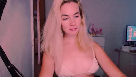 Carin online show from September 10, 2025, 5:07 am