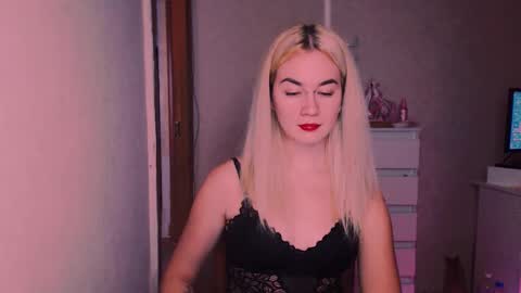 Carin online show from October 30, 2025, 5:24 pm