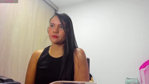 Snapshot of caritodior1 chatting on January 2, 2025, 10:48 am caritodior1 online show from January 2, 2025, 10:48 am