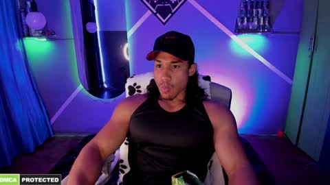 Snapshot of carl_smithh chatting on December 3, 2024, 4:03 am Carl online show from December 3, 2024, 4:03 am