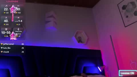 Snapshot of carla_rosee chatting on December 1, 2025, 11:04 am carla online show from December 1, 2025, 11:04 am