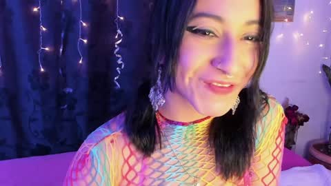 Snapshot of carla_smith__ chatting on December 11, 2024, 4:28 am Carla online show from December 11, 2024, 4:28 am