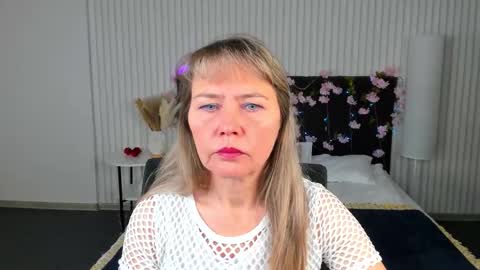 Snapshot of carla_vogue chatting on November 4, 2025, 3:05 am Carla Vogue online show from November 4, 2025, 3:05 am