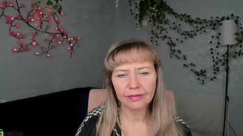 Snapshot of carla_vogue chatting on December 1, 2025, 10:53 am Carla Vogue online show from December 1, 2025, 10:53 am