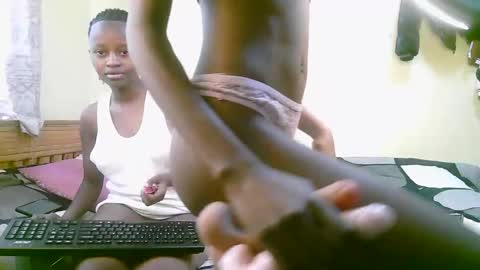 carlex_ online show from March 3, 2025, 1:09 pm