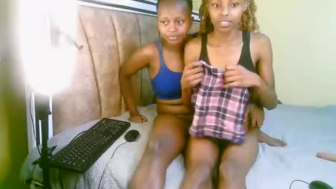 carlex_ online show from March 12, 2025, 11:22 pm