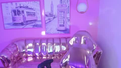 CARLYE   online show from January 18, 2025, 3:42 am