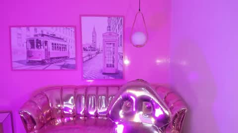 CARLYE   online show from February 26, 2025, 4:14 am