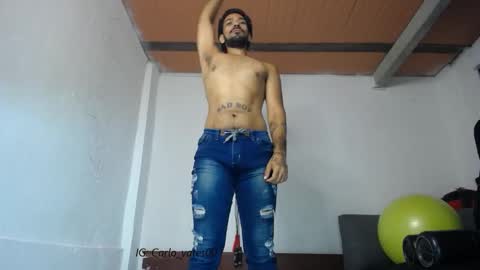 carlo yates  thx for help me to reach 100 thumps up online show from September 9, 2025, 12:26 pm