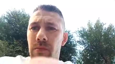 carloscadiz11 online show from October 11, 2025, 5:11 pm