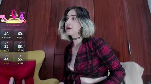 carly grasso  online show from October 17, 2025, 7:49 pm