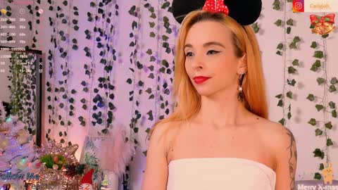 Snapshot of carlymilton chatting on December 31, 2024, 12:11 am Carly online show from December 31, 2024, 12:11 am