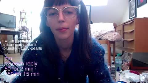 Carly Pearls online show from March 9, 2025, 11:47 am