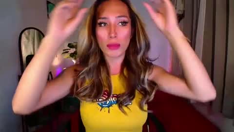 Snapshot of carmella_romance chatting on January 4, 2025, 8:49 am Carmella online show from January 4, 2025, 8:49 am