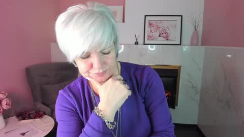 Carmen online show from January 28, 2025, 8:47 pm