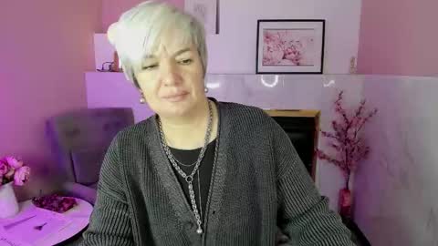 Carmen online show from September 26, 2025, 8:57 pm