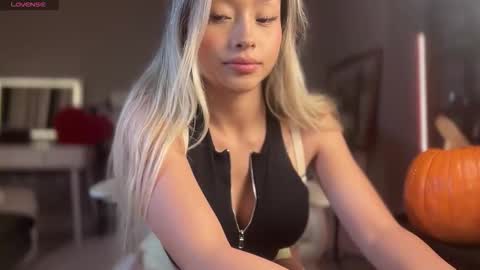 carmenxrose online show from October 31, 2025, 12:33 am