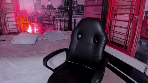 carolina online show from November 15, 2025, 1:47 am