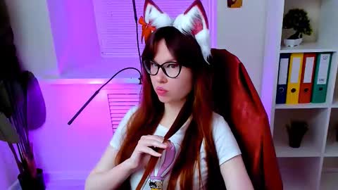 Snapshot of carol_carmen chatting on October 4, 2025, 7:28 am Carol online show from October 4, 2025, 7:28 am