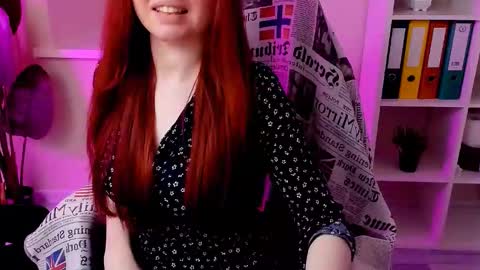 Snapshot of carol_carmen chatting on November 9, 2025, 8:56 am Carol online show from November 9, 2025, 8:56 am