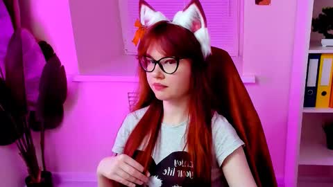 Snapshot of carol_carmen chatting on November 17, 2025, 8:36 pm Carol online show from November 17, 2025, 8:36 pm