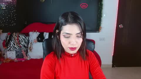 Caroline online show from January 3, 2025, 1:58 pm