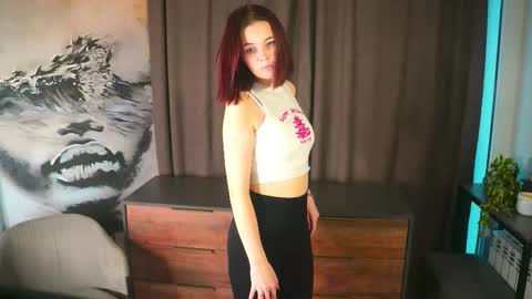 Snapshot of carolannkrager chatting on October 10, 2025, 11:09 am Hi Im Stasy Glad to see you in my room PVT is open online show from October 10, 2025, 11:09 am