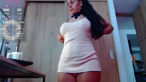 Snapshot of carolgoddess chatting on September 8, 2025, 9:25 pm Carol online show from September 8, 2025, 9:25 pm