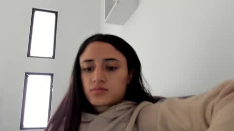 Caroline online show from February 19, 2025, 5:06 pm