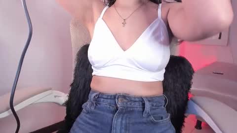 Caroline online show from October 5, 2025, 6:28 pm