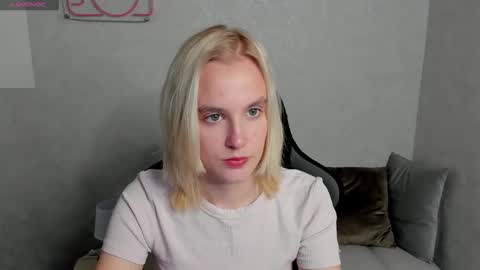 Snapshot of carolin_miller chatting on September 16, 2025, 7:42 am Carol online show from September 16, 2025, 7:42 am