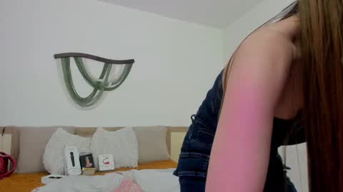 Carolina online show from November 26, 2025, 12:28 pm